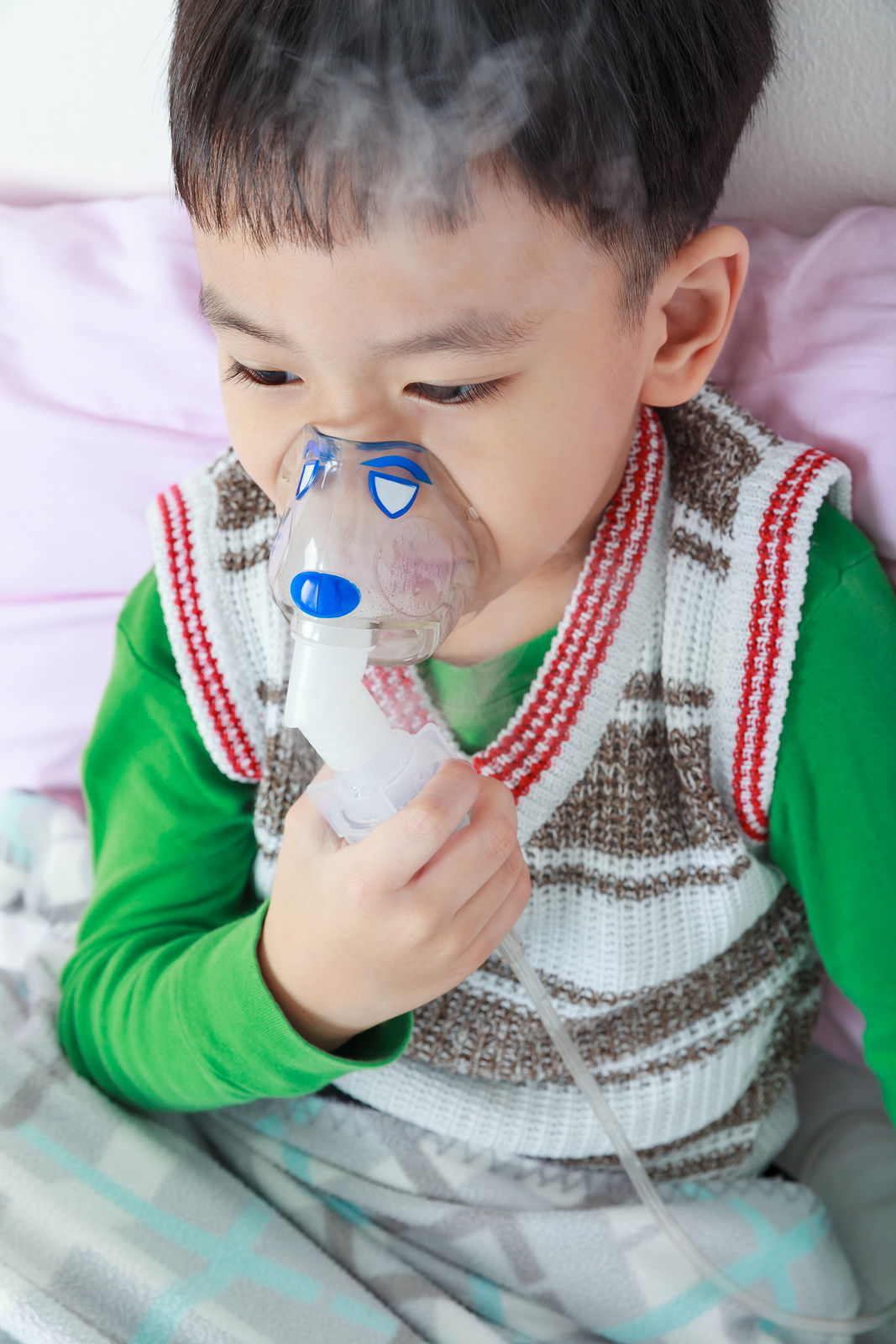Child With Asthma Nebuliser Medical Face Gas Mask Tubing